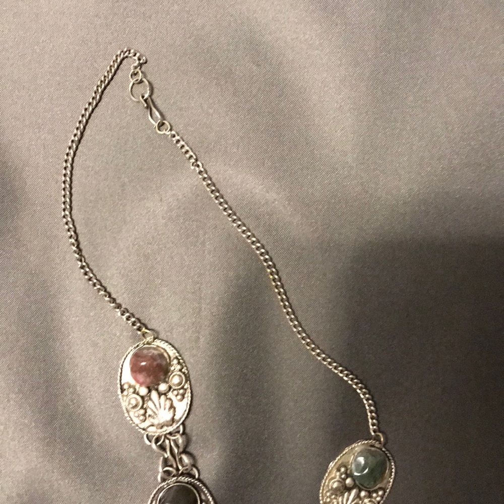 Statement necklace - Picture 3 of 4